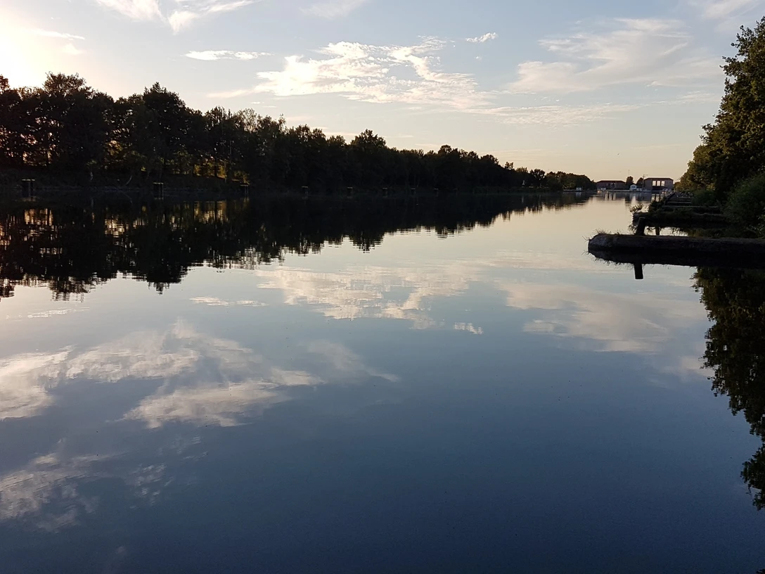Anleger Stichkanal bei Wedlenstedt am Abend