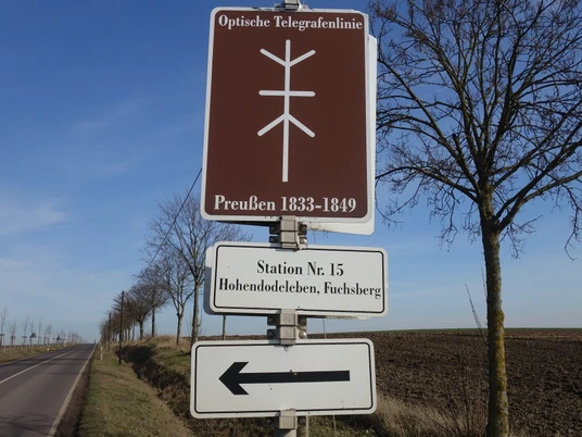 Verkehrsschild Telegraphenstation Nr. 15