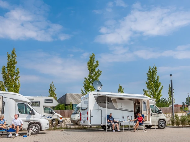 Wohnmobilstellplatz an der Wasserwelt Braunschweig