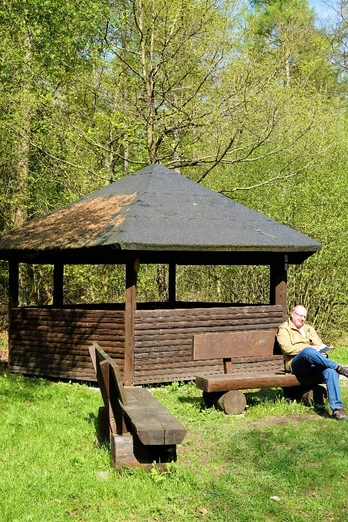 Pause an der Schutzhütte Drachenberg