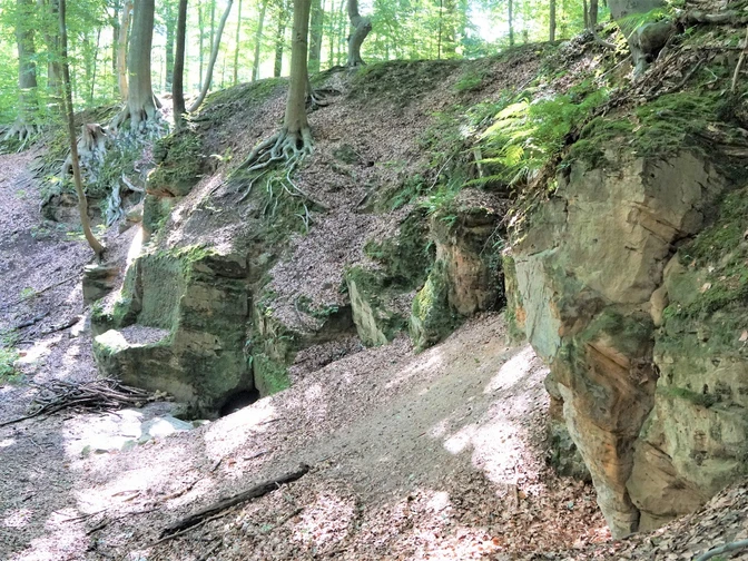Räuberhöhle Marienborn