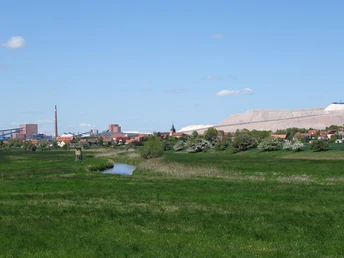 Blick auf Loitsche und das Kaliwerk Zielitz