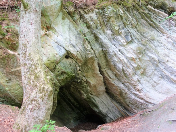 Kräuter-August-Höhle