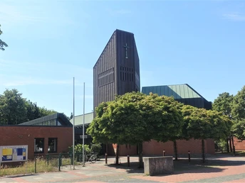 Kirchenzentrum der Emmauskirche