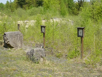 Infotafeln im Erlebnissteinbruch Hainholz