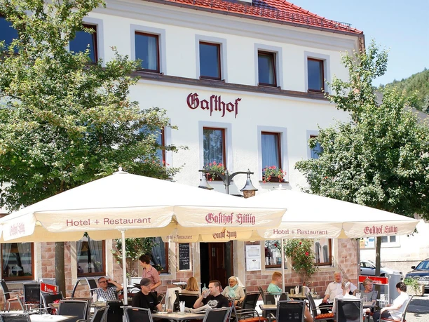 Biergarten auf dem Markt