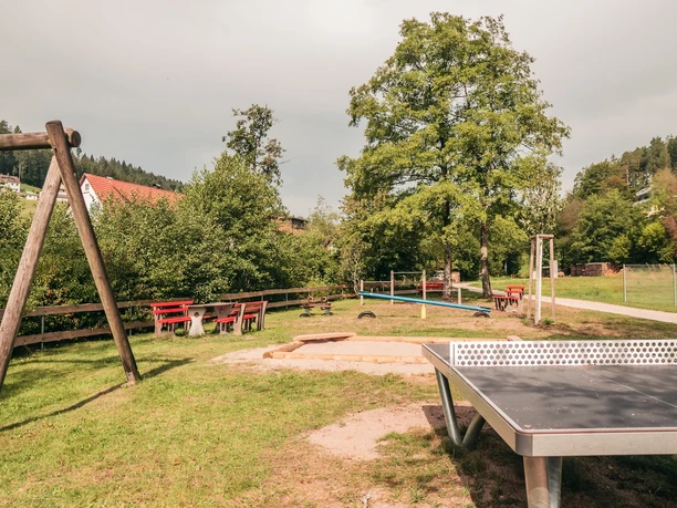 Spielplatz am Bolzplatz in Tonbach
