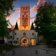 Landsberg am Lech - Bayertor am Abend.jpg