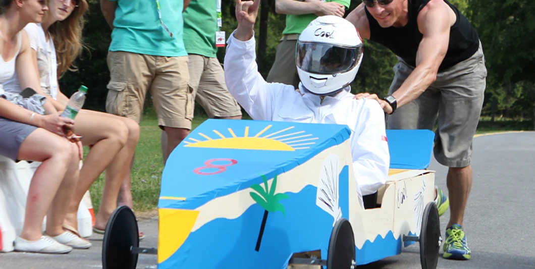 mSa Seifenkistenrennen Teamevent: SeifenkistenrennenTeam event: soapbox derby