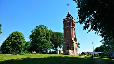 bismarckturm-auf-dem-scheersberg-querformat.JPG