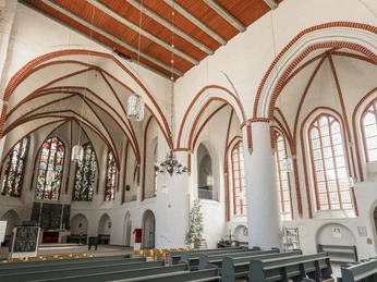 St. Marien in Winsen - The church in the heart of the town St. Marien in Winsen – Die Kirche im Herzen der StadtSt. Marien in Winsen - The church in the heart of the townSt. Marien à Winsen - L'église au cœur de la villeSt. Marien in Winsen - De kerk in het hart van de stadSt. Marien i Winsen - Kirken i hjertet af byen