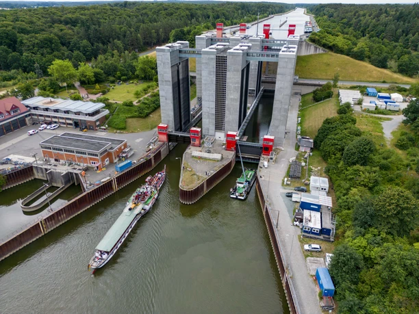 Raddampfer Kaiser Wilhelm Fahrt zum Schiffshebewerk Scharnebeck ©Andreas Teske.jpg