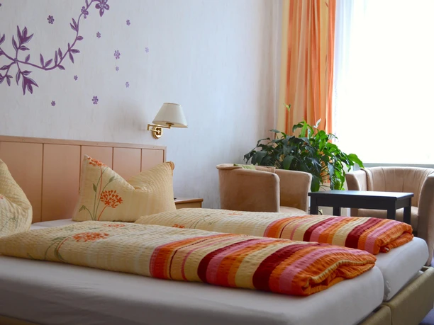 Doppelzimmer mit Blick zum Markt