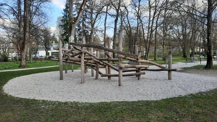 Station9_Spielplatz1.jpg
