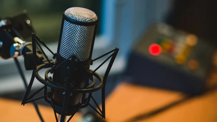 Franciska Clausen _ Podcast - Kreditér StockSnap - Pixabay - GDK