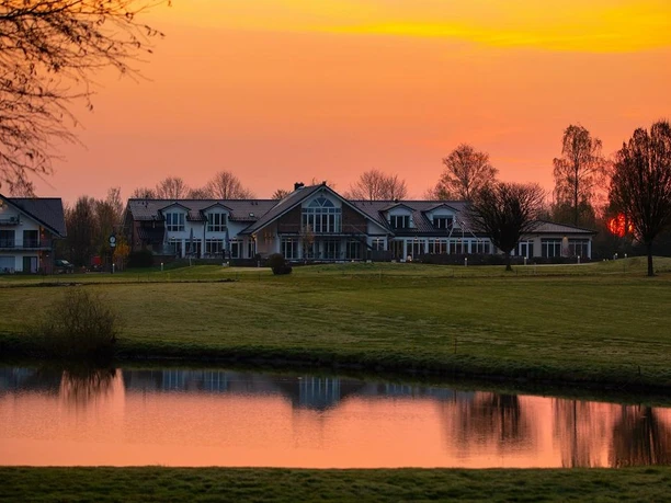 20_GOLFPLATZ