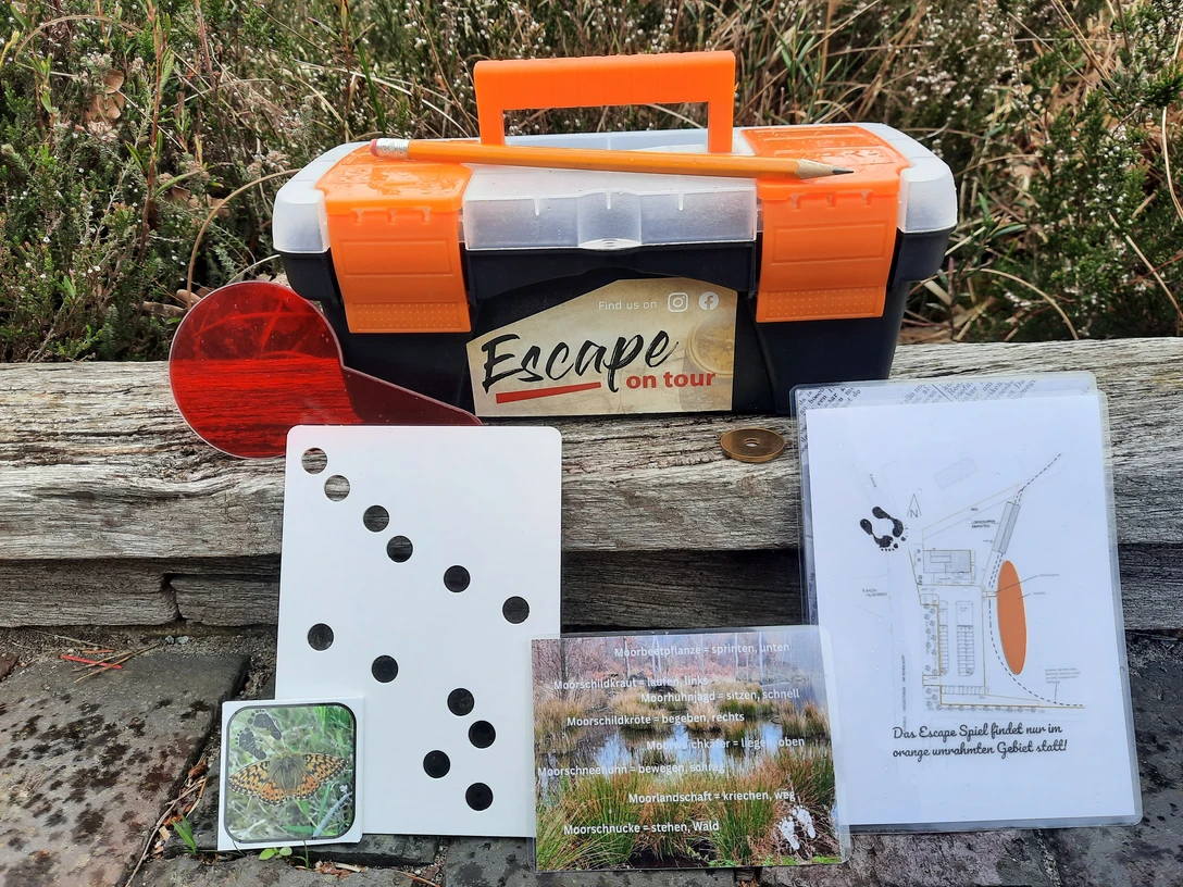 MoorInformationsZentrum - Koffer escape on tour