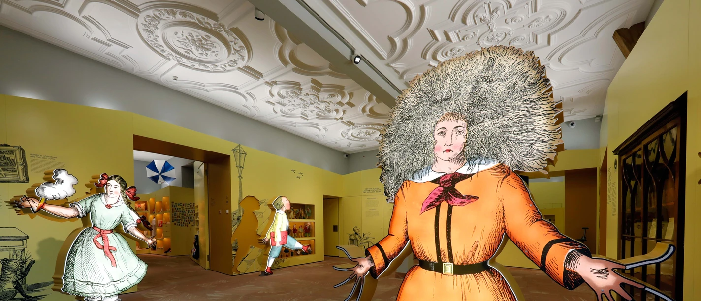 Struwwelpeter Museum - Foyer Struwwelpeter-Museum Frankfurt, Figureninstallation im Ausstellungsraum