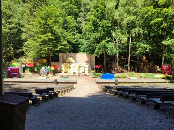 Bühnenbild komplett