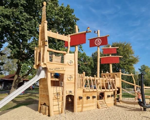 Piratenspielplatz Neuenhainer See