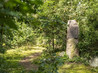 Göhrde battle memorial GöhrdeschlachtdenkmalGöhrde battle memorialMonument de la bataille de GuérandeGöhrde slag monumentMindesmærke for slaget ved Göhrde