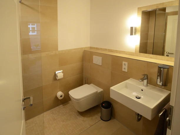 08_Wc (Benutzerdefiniert).JPG