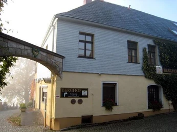 Berghof Lichtenhain - vom Innenhof