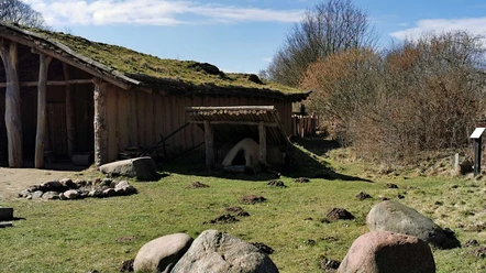 Haus im Steinzeitpark