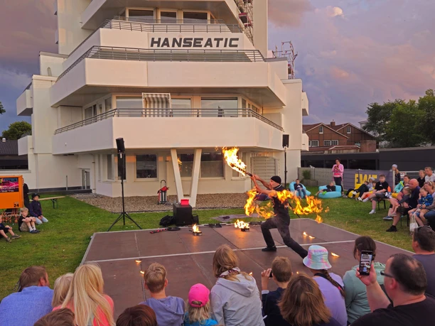 Duhner Künstler-Promenadenfest 2025.jpg