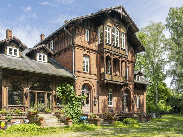 Bahnhof Göhrde - genannt der "Kaiserbahnhof" Bahnhof Göhrde - genannt der "Kaiserbahnhof"