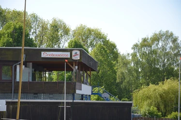 Terrassenansicht Restaurant Seeterrasse am Salzgittersee