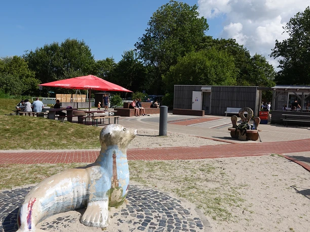 In- und Outdoor-Kinderspielpark "Kap Hoorn"