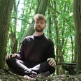 Achtsamkeitsübung im Wald