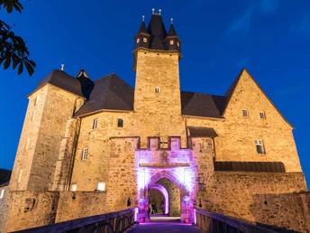 Schloss Spangenberg abends