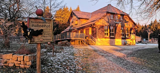 HohneHof im Morgenlicht