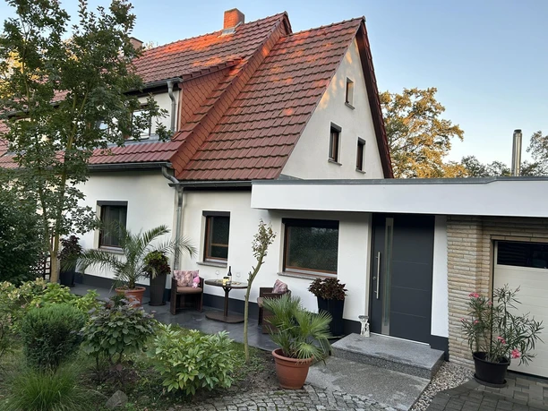 Hausansicht- Herzlich Willkommen!