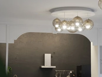 Kuechenstudio-copy.jpg Küchenstudio mit BarhockernKitchen studio with high chairs