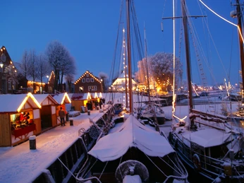 Wintermarkt WintermarktWinter marketVintermarkedWintermarkt