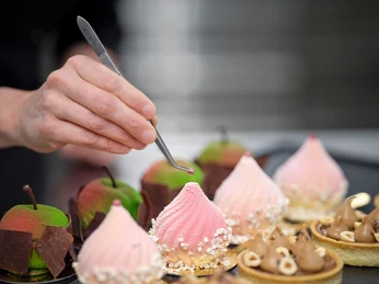 rickenbacher DORF-WIRTSCHAFT Patisserie