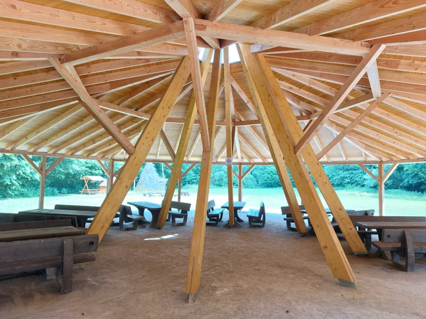 Schutzhütte am Meilerplatz Giershagen