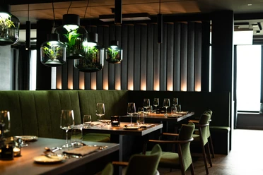 Lighthouse_DSC1241_Restaurant_Schnuesch_Christian_Perl.jpg