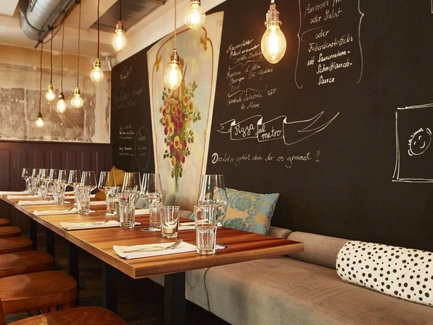 Restaurant August