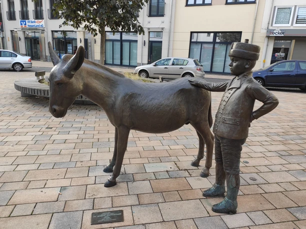 Märchenfigur Goldesel