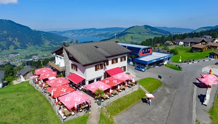 berggasthaus-mostelberg-sattel-hochstuckli-gastronomiebetriebe-erlebnisregion-mythen_3.jpg