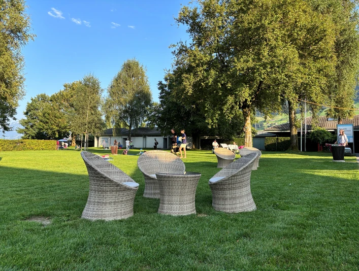 Ennetbürgen_Buochs_Badi_Oasee_Lounge