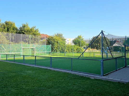 Kleinsportfeld Schillerstraße