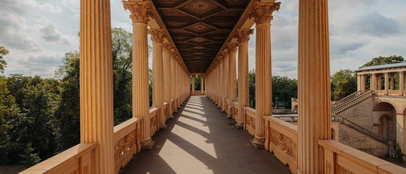Kolonnadengang im Belvedere Pfingstberg Kolonnadengang im Belvedere Pfingstberg