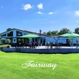 FAIRWAY_07.png Außenansicht des Restaurant Fairway mit Terrasse
