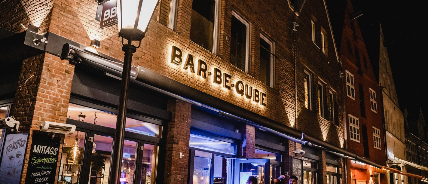 1885_Nacht der Clubs_Bar Be Qube_CC BY-SA_©-EXC Media Kilian Bertram.jpg