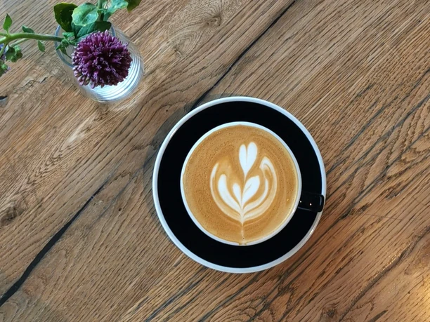 CODOS_Latte Art_Hildesheim_quer 2-min.JPG